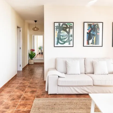 Apartamento Casa Onelia, 2 Bedroom Modern Oasis, Good Location Puntallana